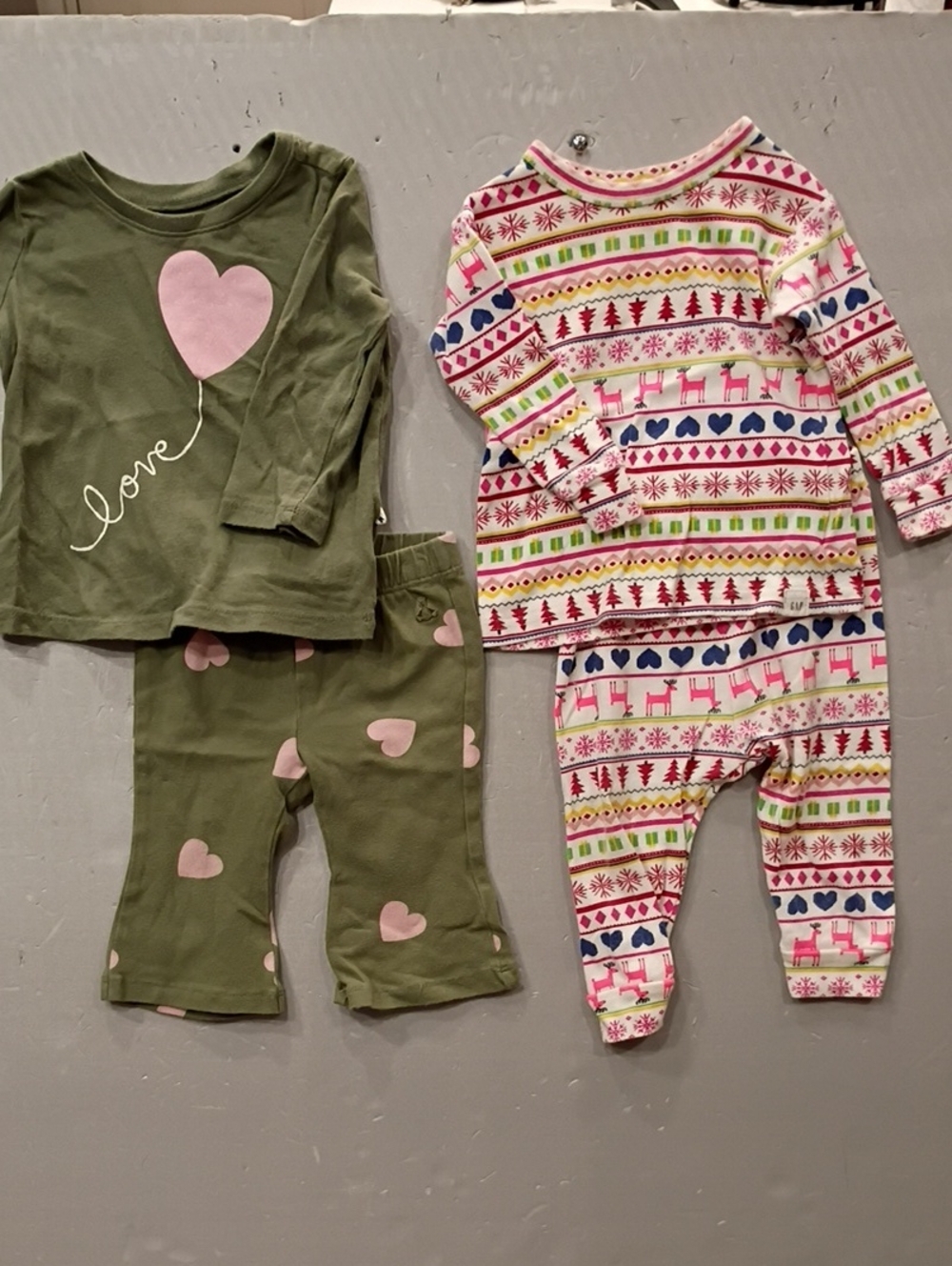 Lot Of 2 GAP Olive Green Heart Top & Pink Accent Striped Footed Pajamas